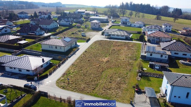 zwei sonnige Baugründe in Pomedt -  je ca. 1079m² - ohne Bauzwang - aufgeschlossen