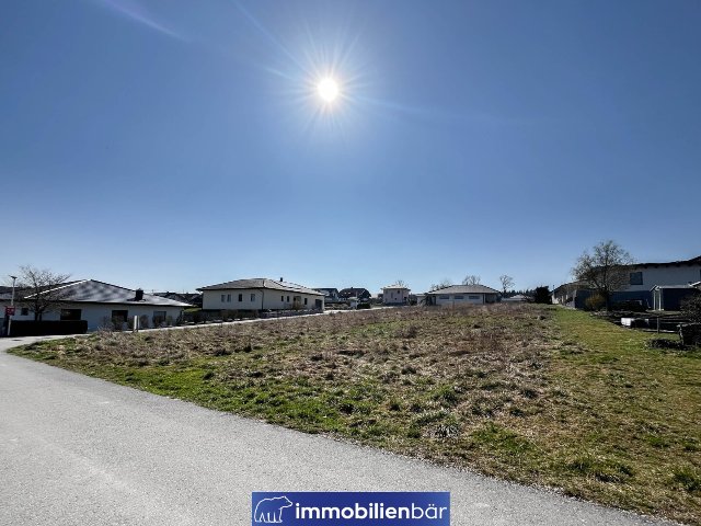 TOP Investment - Schönes Baugrundstück mit 719 m² -  ohne Bauzwang - aufgeschlossen