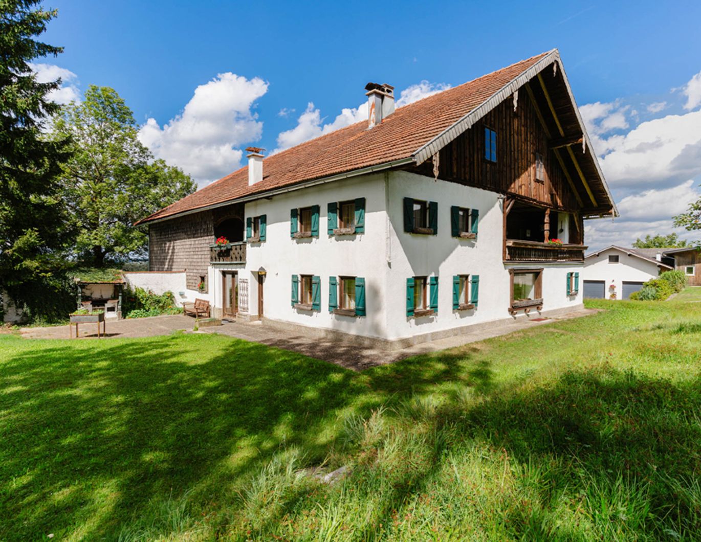 Landidylle Nähe Attersee! Traditionelles Bauernhaus im Attergau – Bild 1 von 6