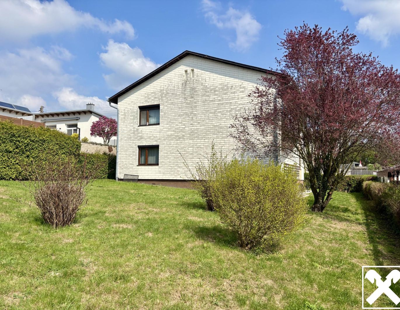 Wohnhaus in Begehrter Siedlungslage – Bild 1 von 6