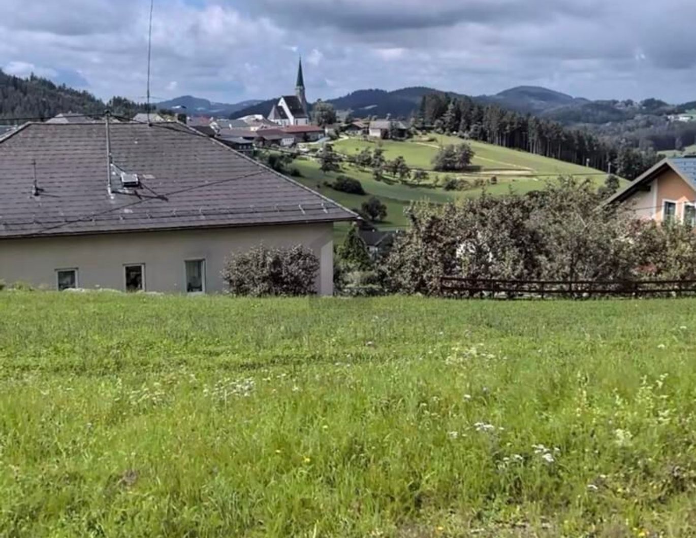 Ruhig & Naturnah Bauen – Bild 1 von 2