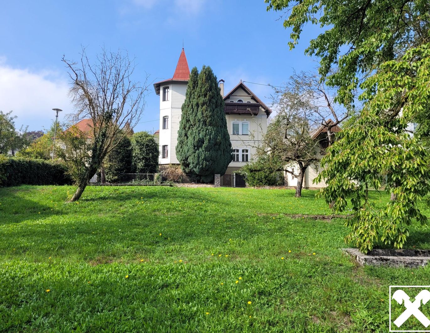 Beeindruckende Jahrhundertwendevilla - Vielfach Nutzbar – Bild 1 von 6