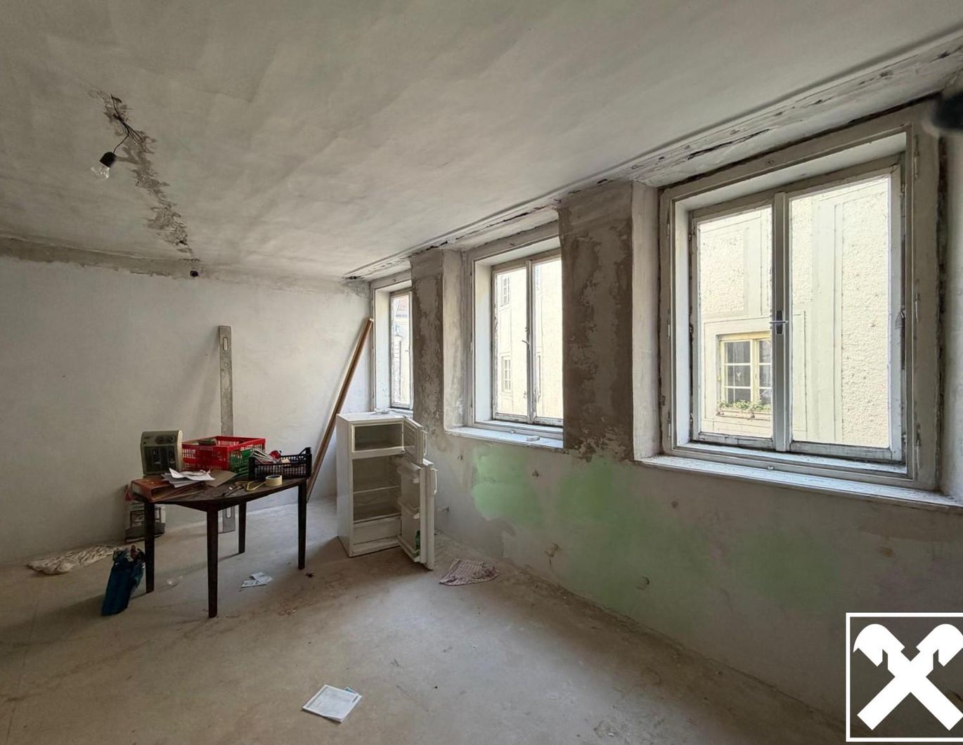 Sanierungsbedürftiges Altstadthaus mit Potenzial – Bild 1 von 6