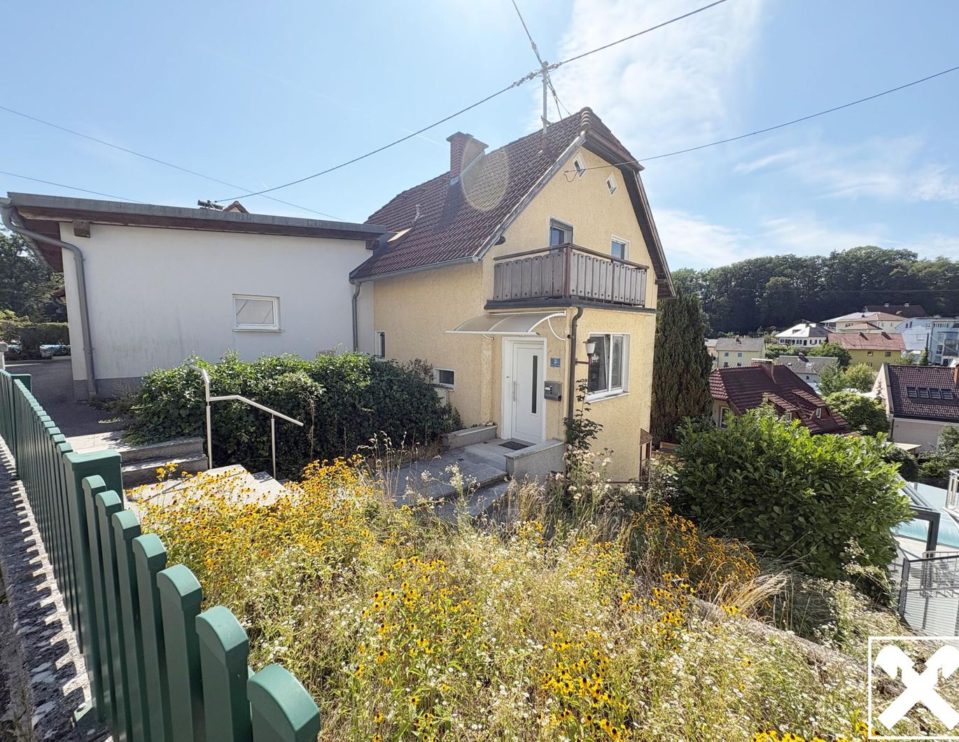 Gepflegt-Sanierungsbedürftig Einfamilienhaus in Puchenau – Bild 1 von 6