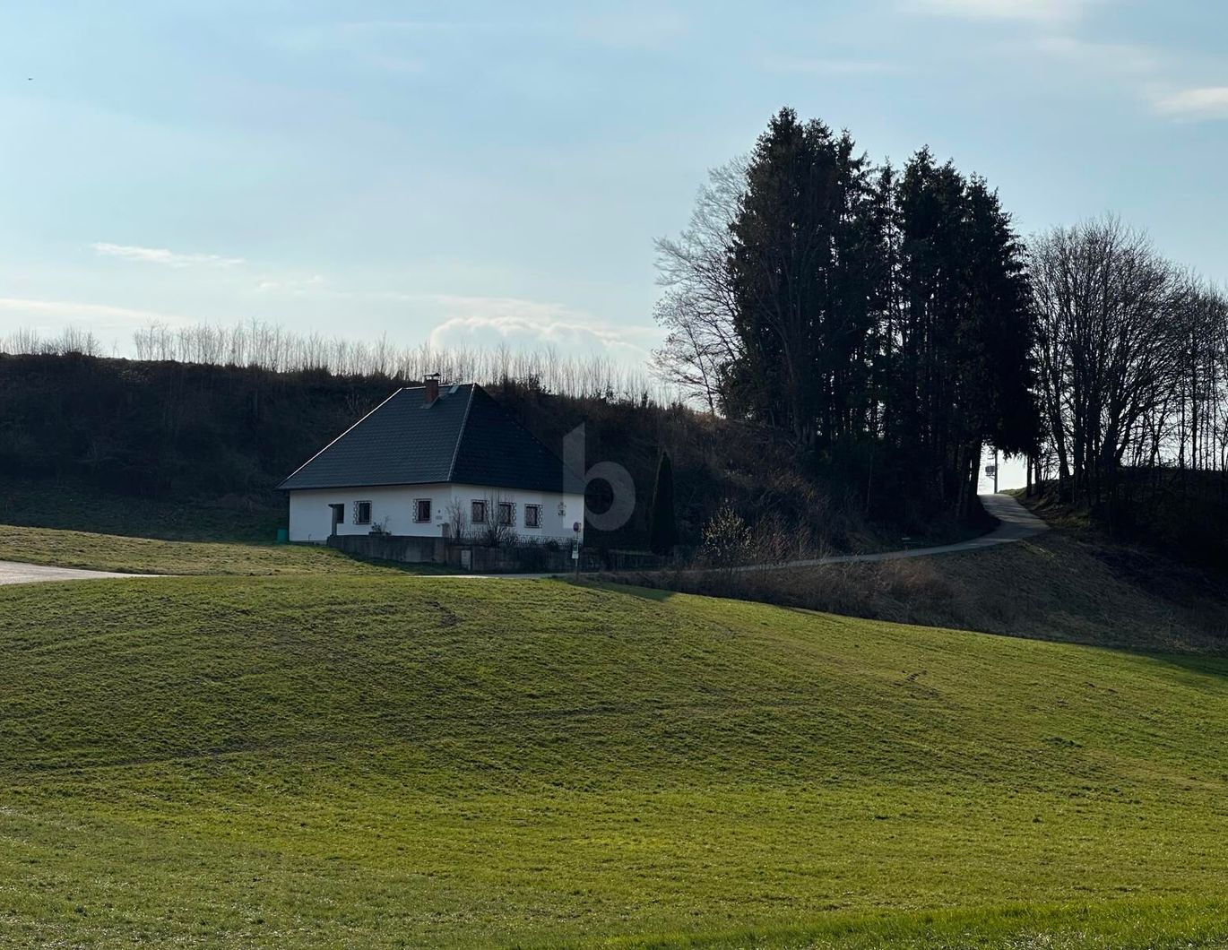 Einfamilienhaus in Alleinlage | 2.630 m² Grund | 1.000 m² Bauland – Bild 1 von 6