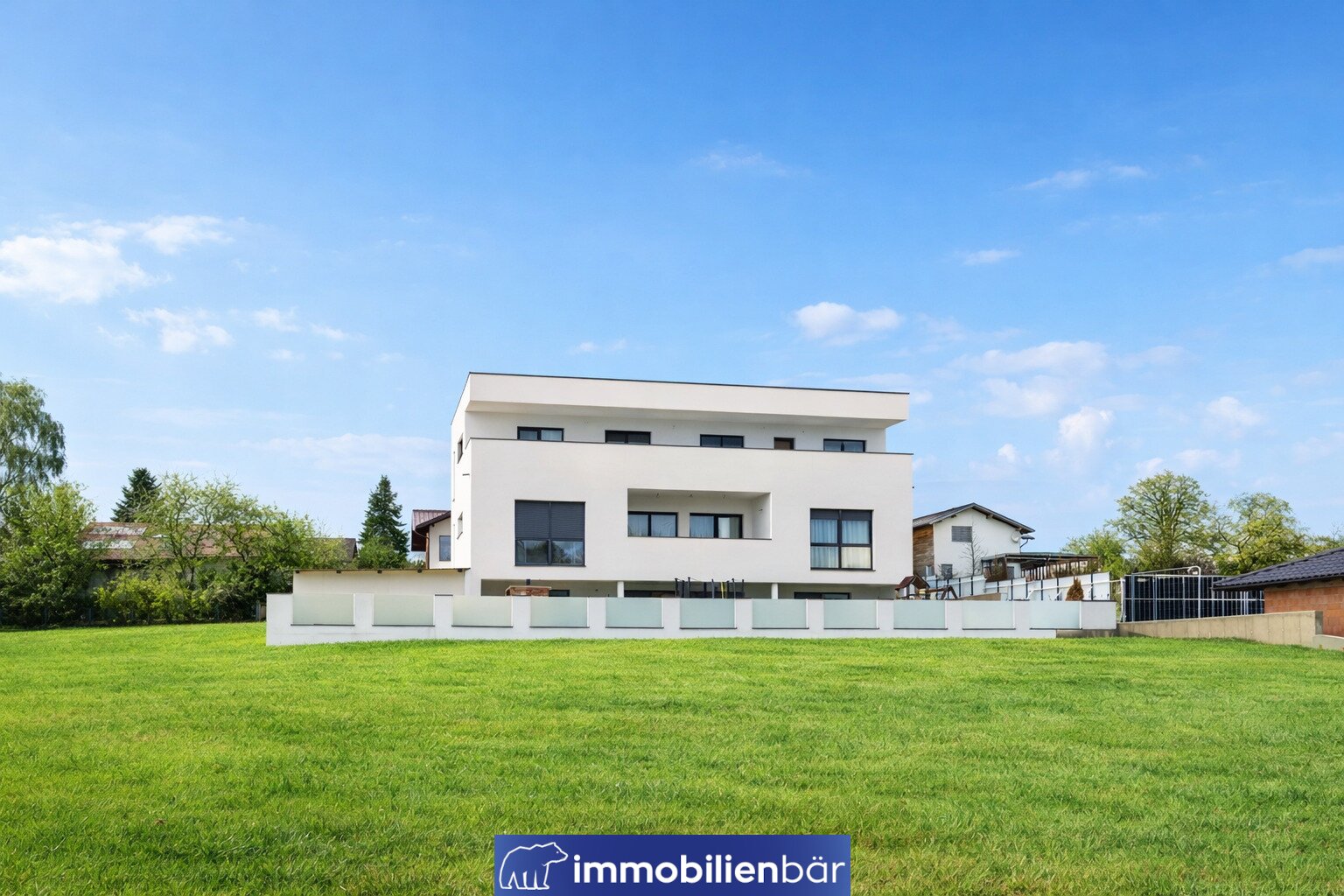 NEUER PREIS - VILLA MARIE – VIEL HAUS, VIEL POTENZIAL UND RAUM FÜR EIGENE IDEEN – Bild 2 von 16