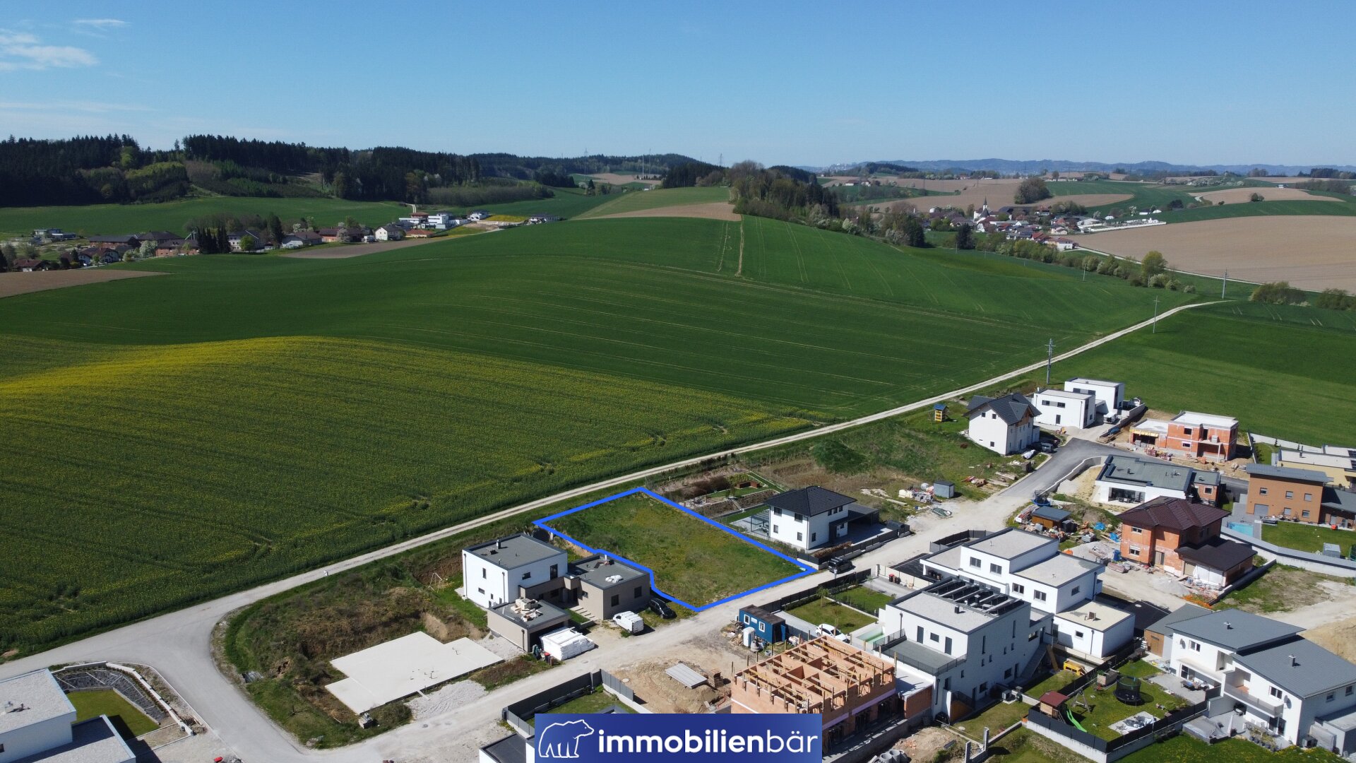 Grundstück in ruhiger Lage mit sanfter Hanglage und Grünblick – Bild 2 von 6